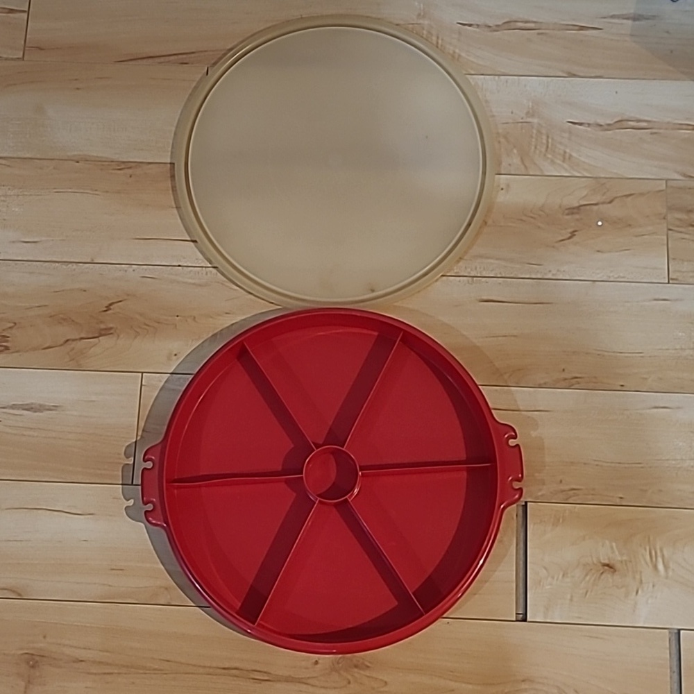 Vintage Tupperware party Susan (405)